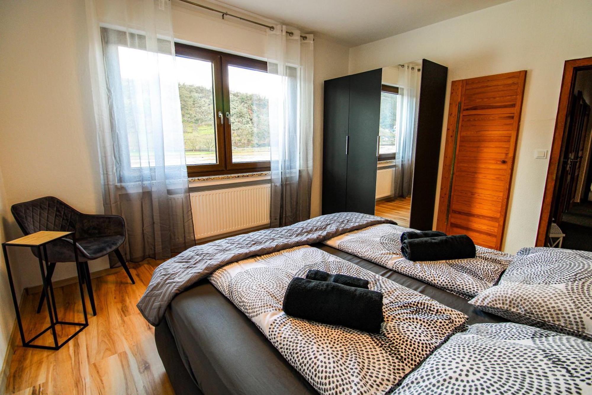 Exklusive Moselidylle: Fewo Mit Traumhaftem Staustufenblick, Netflix, Terrasse Neef Extérieur photo